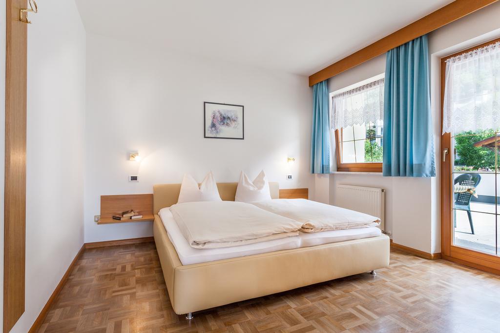 Residence Schnatzhof Silandro Habitación foto